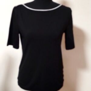 Jones New York Signature Black cotton Short sleeve top w White piping Sz S